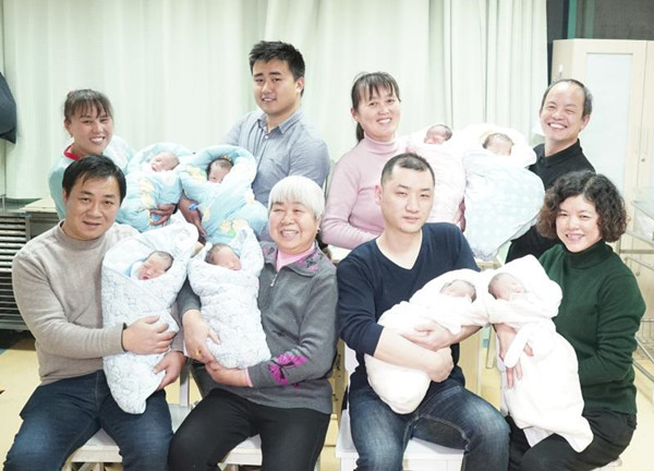武汉市妇幼保健院一天诞生4对龙凤胎